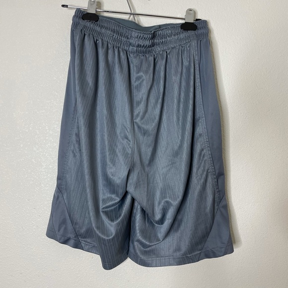 Nike Blue Men’s Basketball Shorts With Draw String Size Medium - Picture 3 of 8